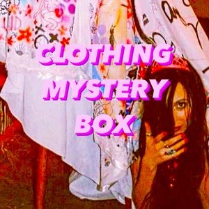 CLOTHING MYSTERY BOX minimum 10 pieces. Choose size preference S/M L/XL
